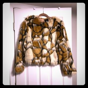 Cropped faux fur jacket